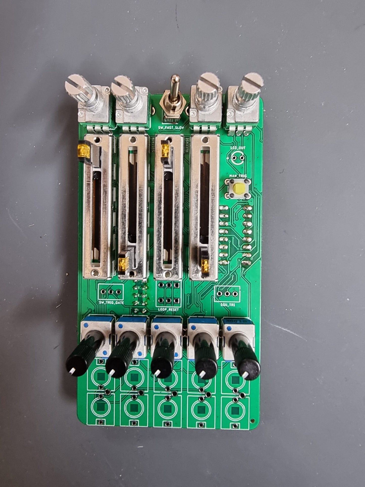 ENVELOPE / cv envelope generator / 12 HP