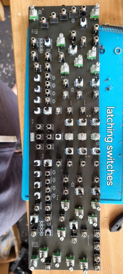 KRAKONG / duophonic semi-modular voyager