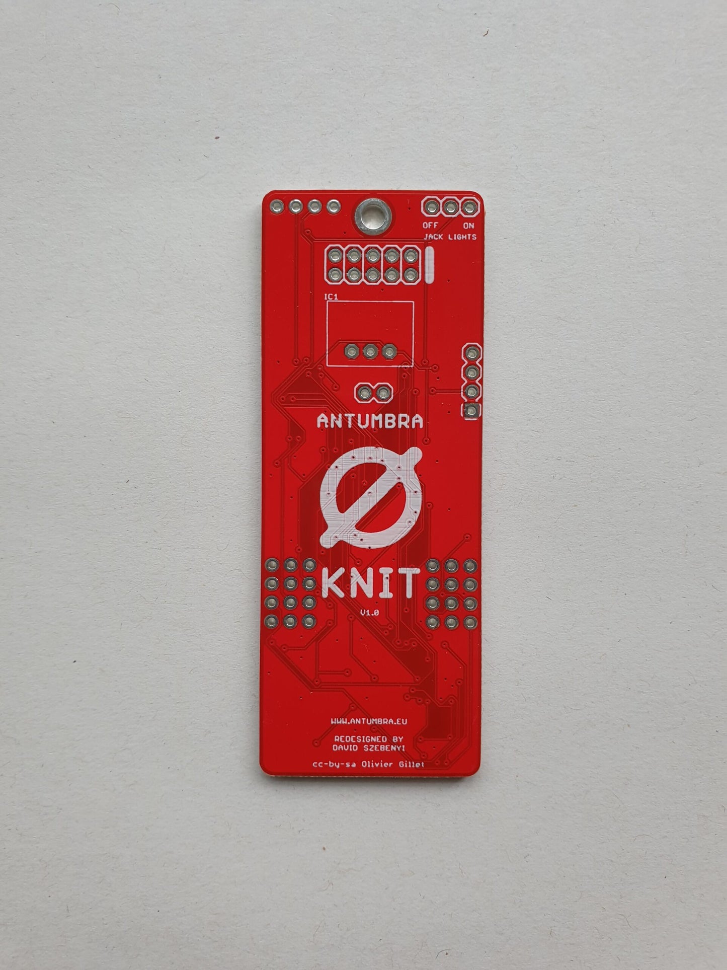 KNIT / digital oscillator