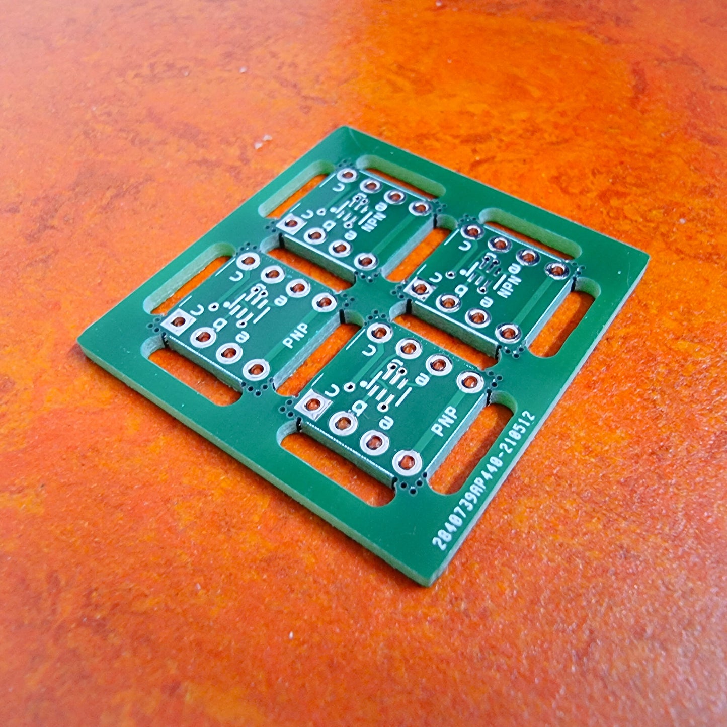 DIL8 NPN PNP CHICKLET ADAPTOR