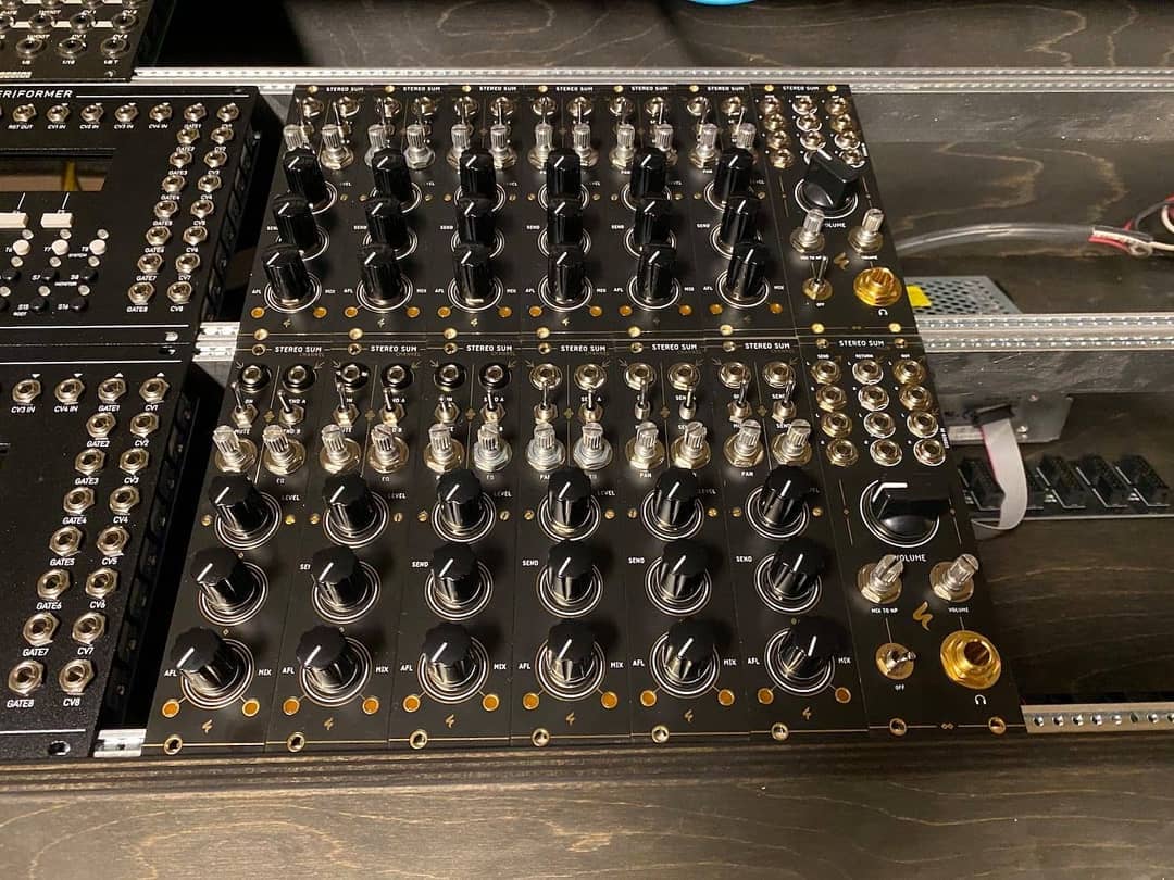 STEREO SUM CHANNEL